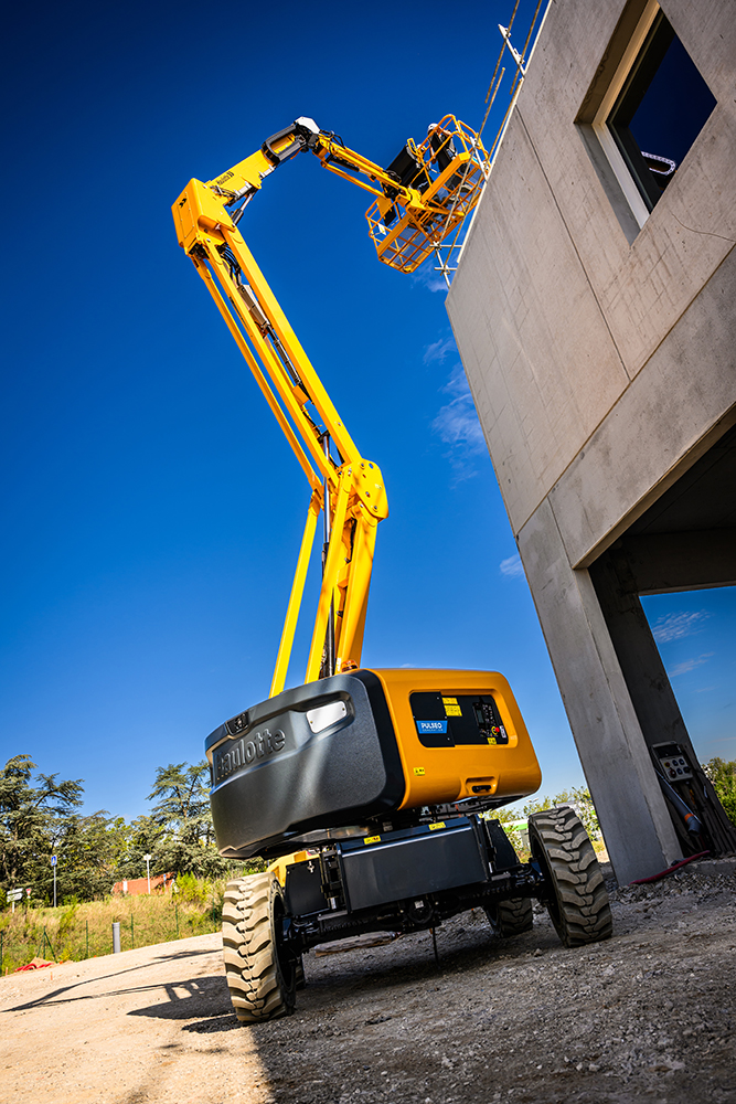 HA16 E rough terrain articulating boom
